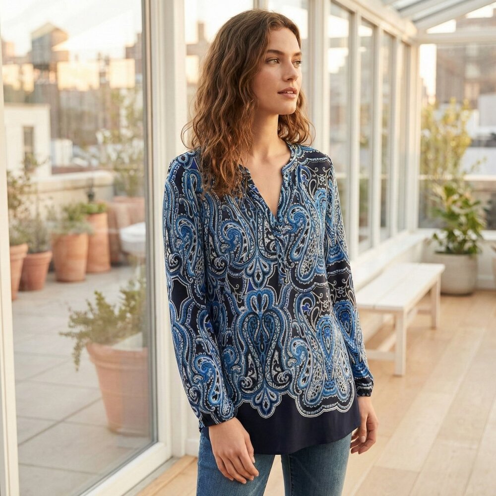 db Paisley V-Neck Blouse – Blue/White‎ – 3/4 Sleeve – Stretch – M